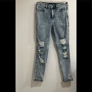 Holister High Rise Super Skinny Vintage Wash